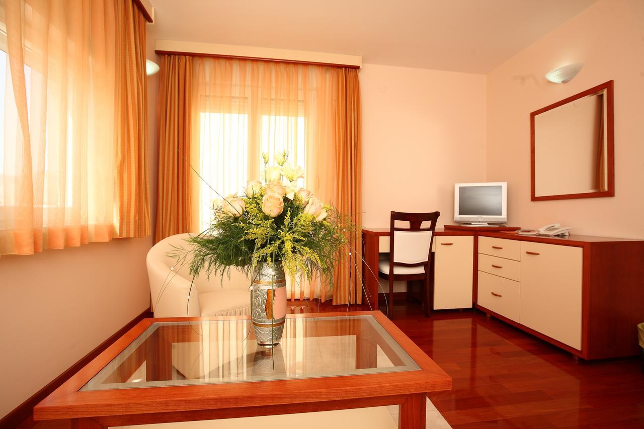 Hotel Trogir Palace Quarto foto